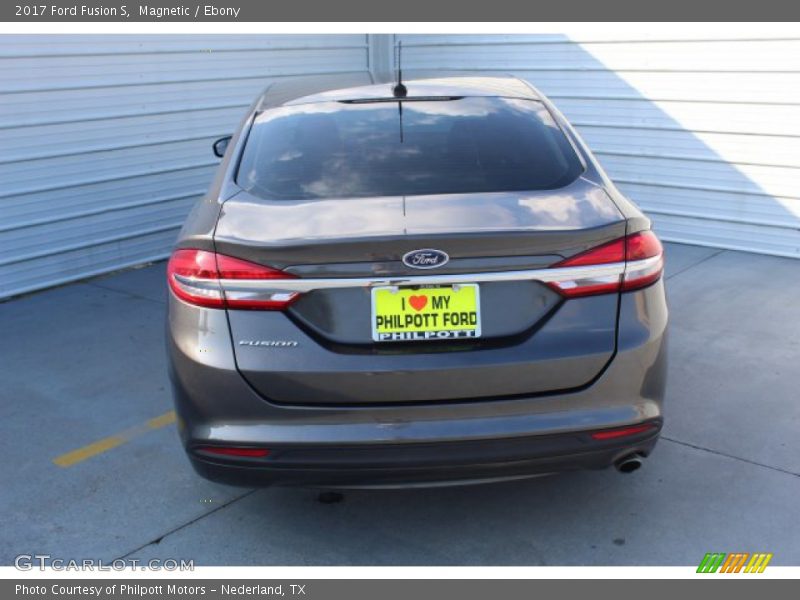 Magnetic / Ebony 2017 Ford Fusion S