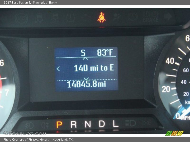 Magnetic / Ebony 2017 Ford Fusion S