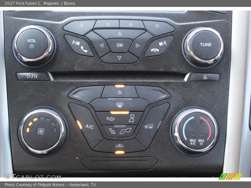 Magnetic / Ebony 2017 Ford Fusion S