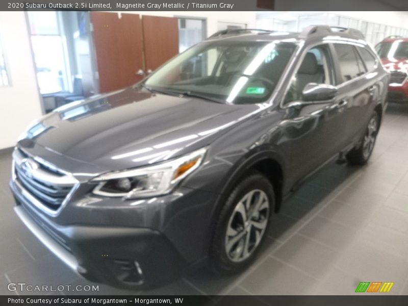 Magnetite Gray Metallic / Titanium Gray 2020 Subaru Outback 2.5i Limited