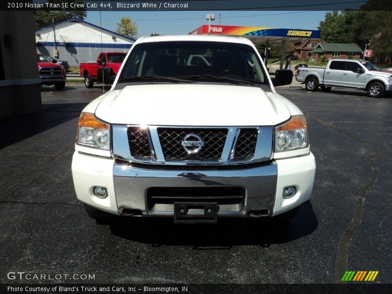 Blizzard White / Charcoal 2010 Nissan Titan SE Crew Cab 4x4