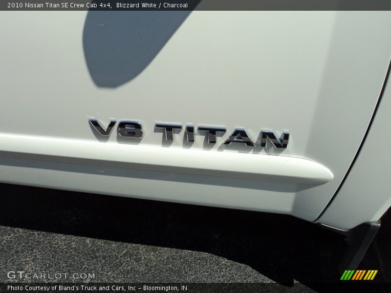 Blizzard White / Charcoal 2010 Nissan Titan SE Crew Cab 4x4