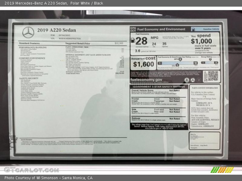 Polar White / Black 2019 Mercedes-Benz A 220 Sedan