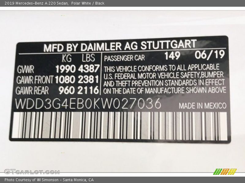 Polar White / Black 2019 Mercedes-Benz A 220 Sedan