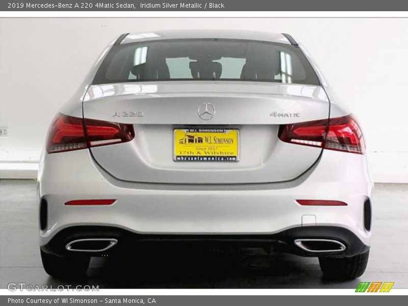 Iridium Silver Metallic / Black 2019 Mercedes-Benz A 220 4Matic Sedan