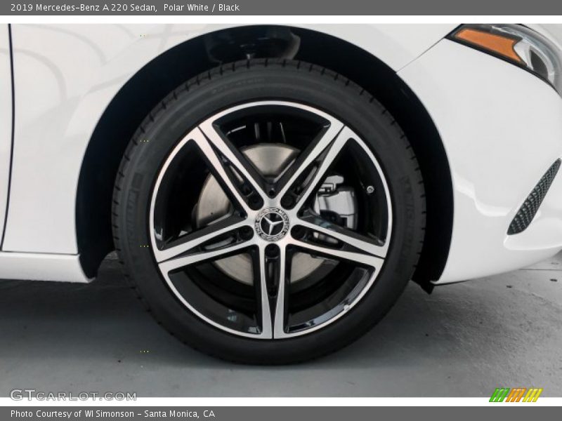 Polar White / Black 2019 Mercedes-Benz A 220 Sedan