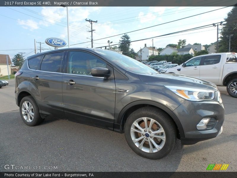 Magnetic / Charcoal Black 2017 Ford Escape SE 4WD