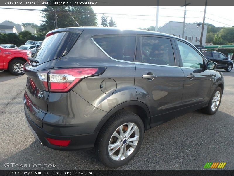 Magnetic / Charcoal Black 2017 Ford Escape SE 4WD