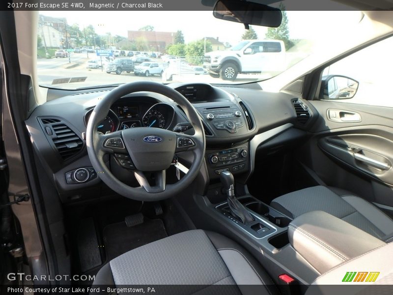 Magnetic / Charcoal Black 2017 Ford Escape SE 4WD