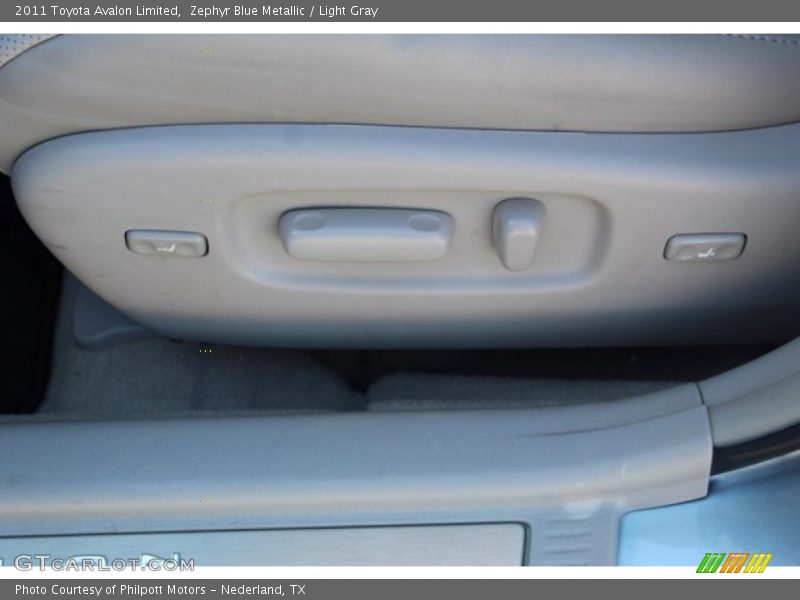 Zephyr Blue Metallic / Light Gray 2011 Toyota Avalon Limited