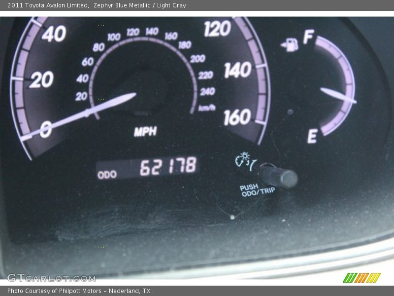 Zephyr Blue Metallic / Light Gray 2011 Toyota Avalon Limited