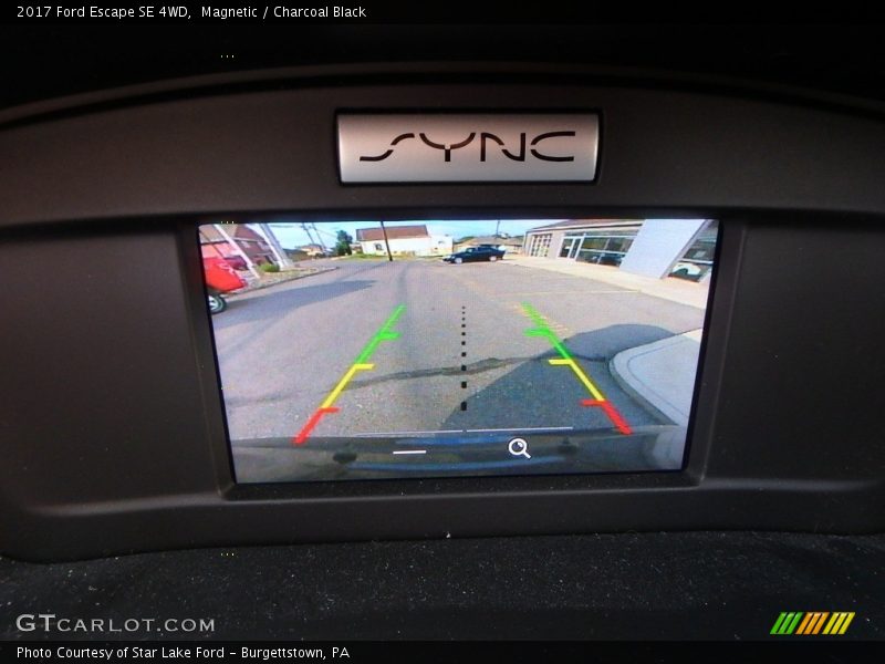 Magnetic / Charcoal Black 2017 Ford Escape SE 4WD