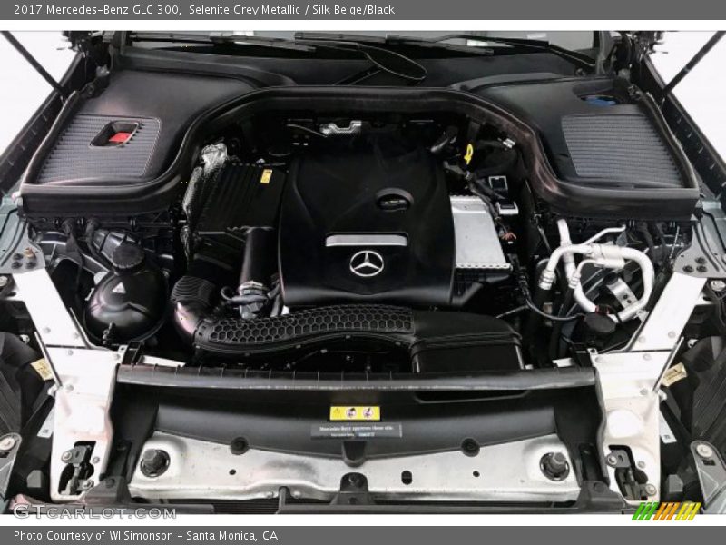 Selenite Grey Metallic / Silk Beige/Black 2017 Mercedes-Benz GLC 300