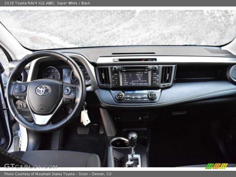 Super White / Black 2018 Toyota RAV4 XLE AWD