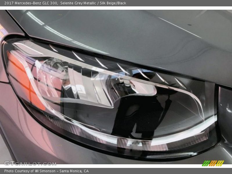 Selenite Grey Metallic / Silk Beige/Black 2017 Mercedes-Benz GLC 300