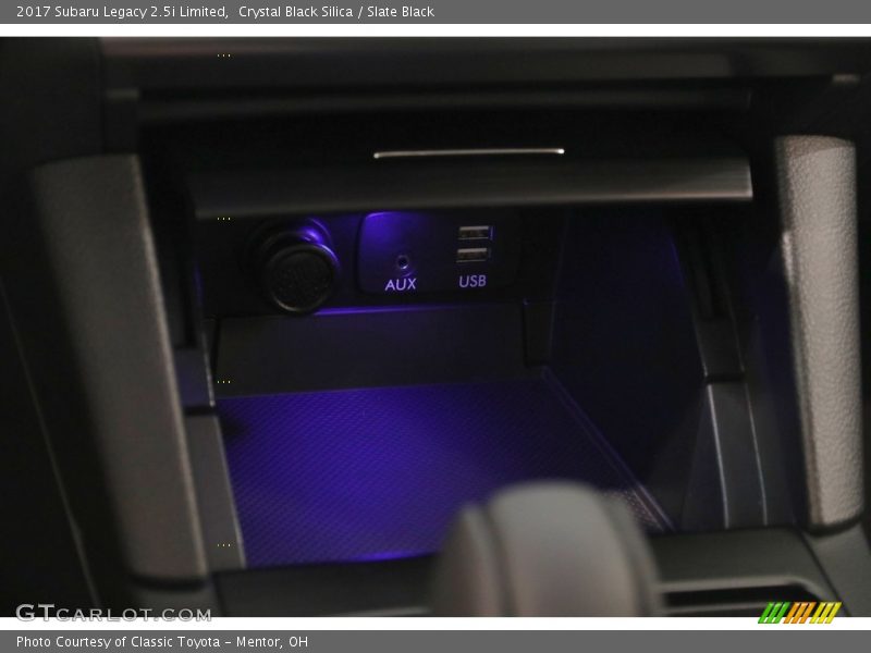 Crystal Black Silica / Slate Black 2017 Subaru Legacy 2.5i Limited