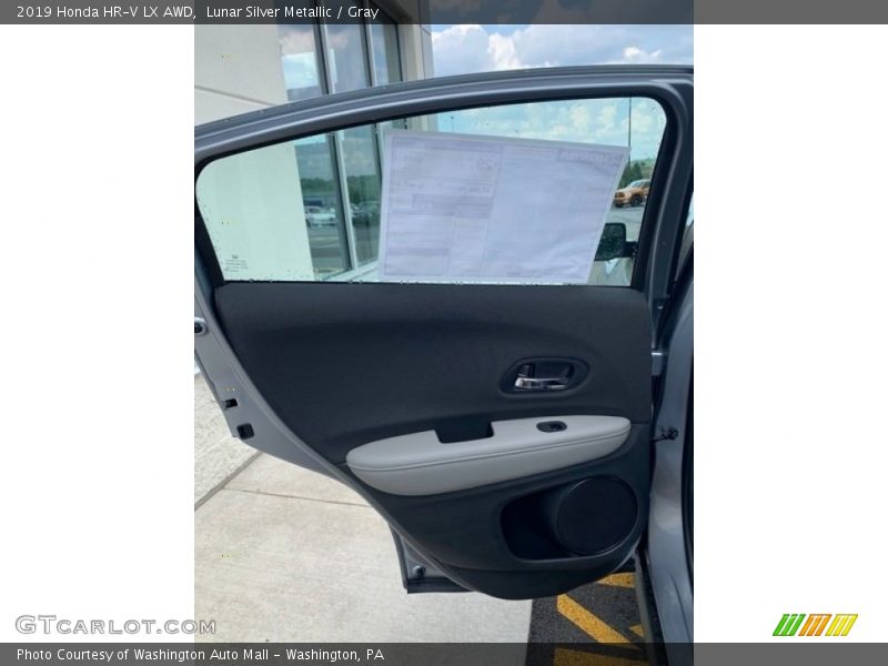 Lunar Silver Metallic / Gray 2019 Honda HR-V LX AWD