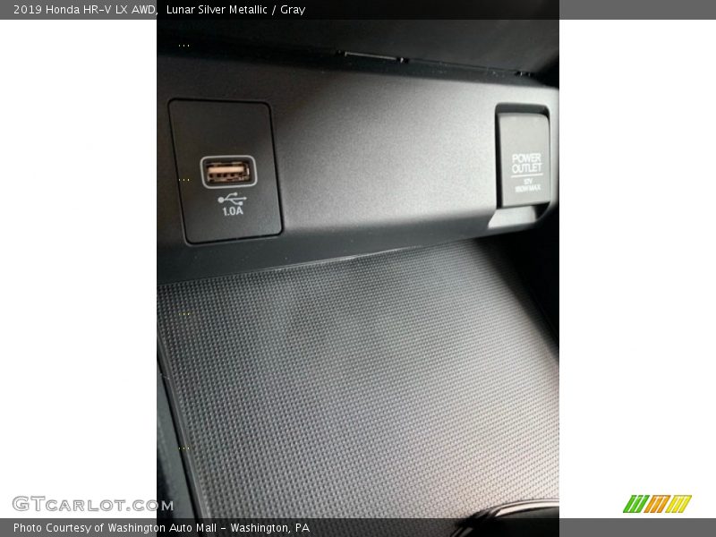 Lunar Silver Metallic / Gray 2019 Honda HR-V LX AWD