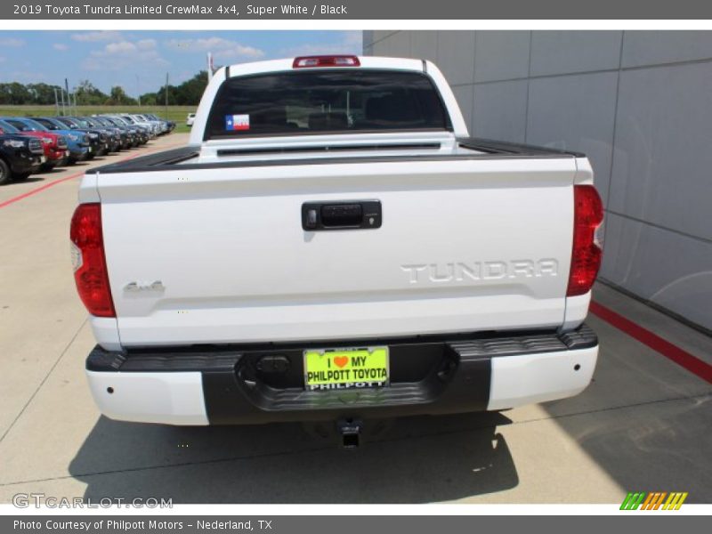 Super White / Black 2019 Toyota Tundra Limited CrewMax 4x4