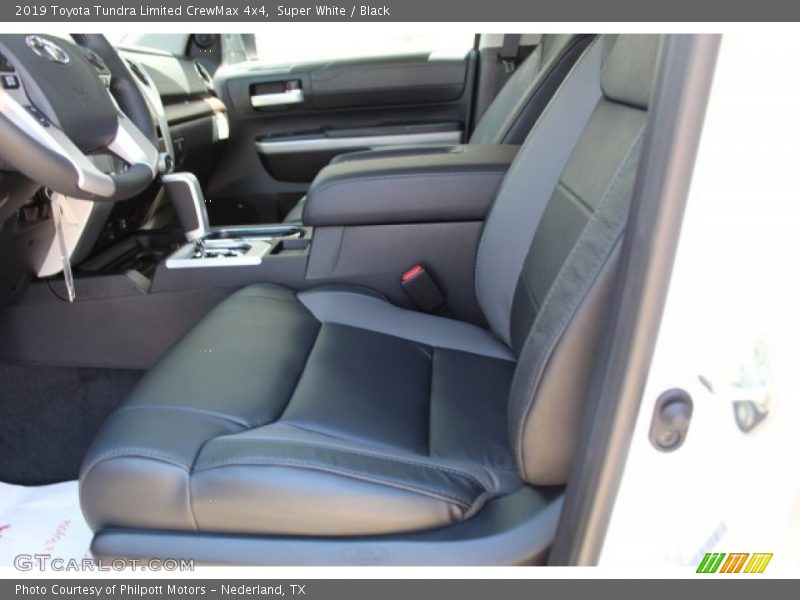 Super White / Black 2019 Toyota Tundra Limited CrewMax 4x4