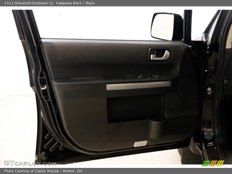 Kalapana Black / Black 2011 Mitsubishi Endeavor LS