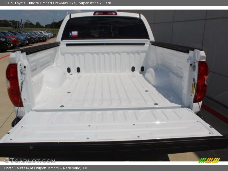 Super White / Black 2019 Toyota Tundra Limited CrewMax 4x4
