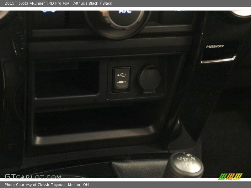 Attitude Black / Black 2015 Toyota 4Runner TRD Pro 4x4