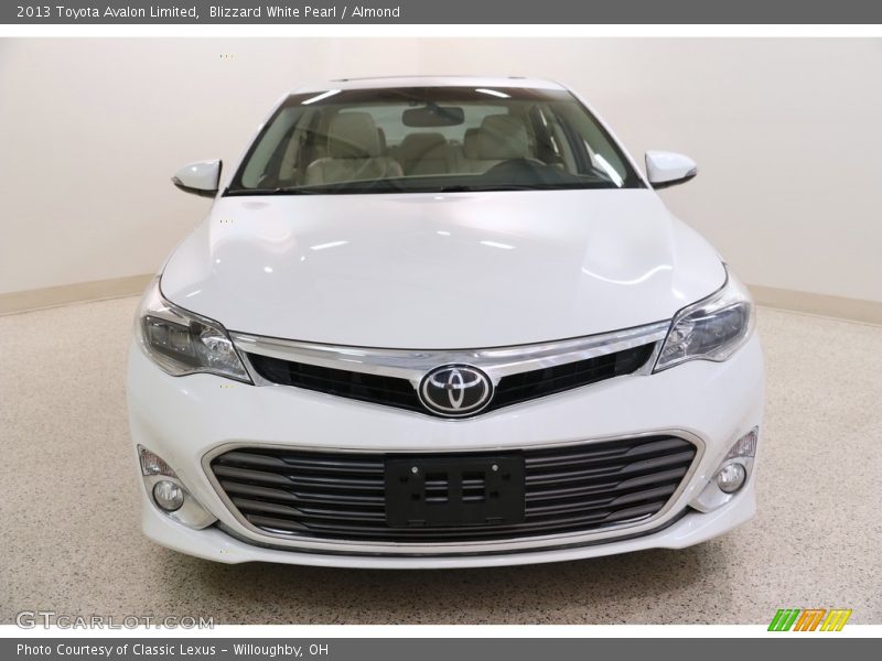 Blizzard White Pearl / Almond 2013 Toyota Avalon Limited