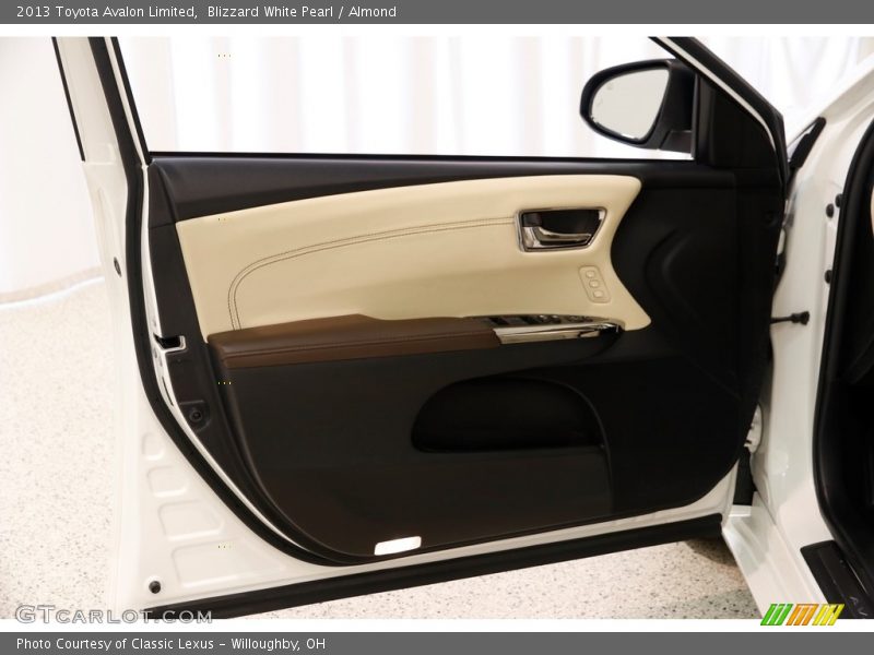 Blizzard White Pearl / Almond 2013 Toyota Avalon Limited