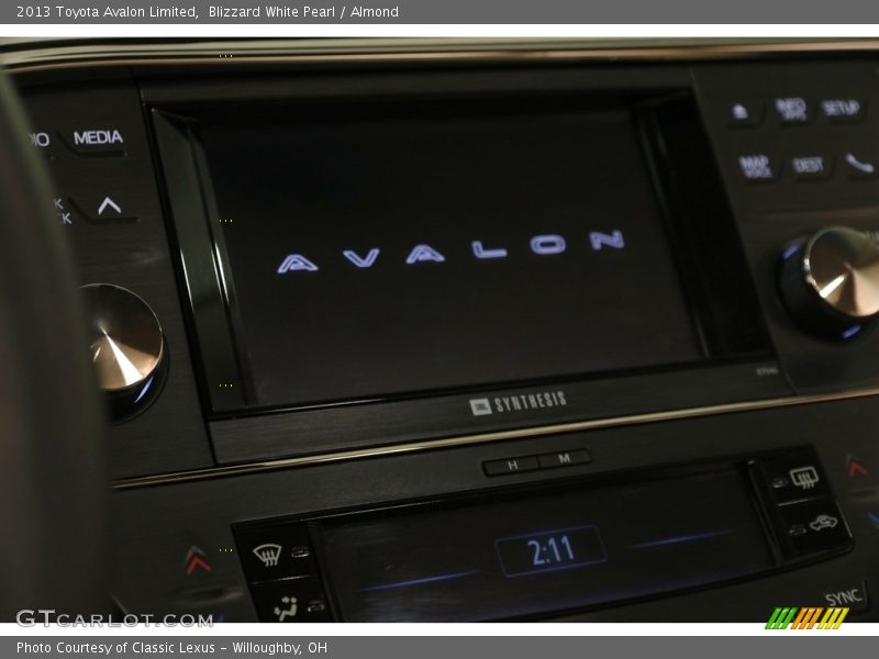 Blizzard White Pearl / Almond 2013 Toyota Avalon Limited