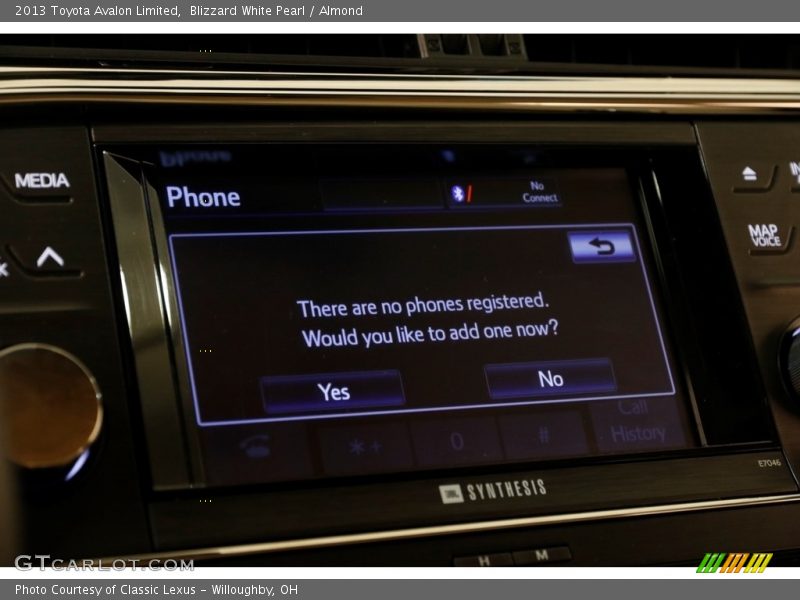 Blizzard White Pearl / Almond 2013 Toyota Avalon Limited
