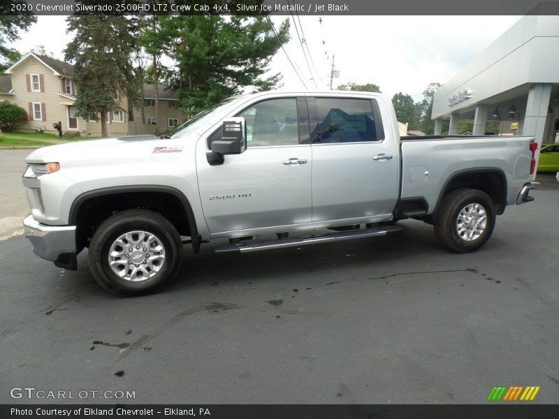 Front 3/4 View of 2020 Silverado 2500HD LTZ Crew Cab 4x4