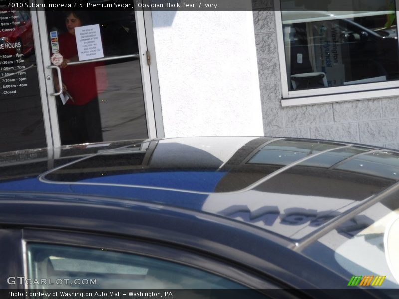 Obsidian Black Pearl / Ivory 2010 Subaru Impreza 2.5i Premium Sedan