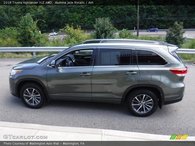 Alumina Jade Metallic / Ash 2018 Toyota Highlander XLE AWD