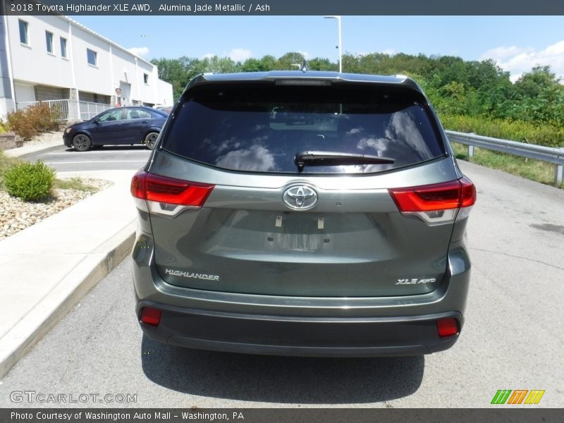 Alumina Jade Metallic / Ash 2018 Toyota Highlander XLE AWD