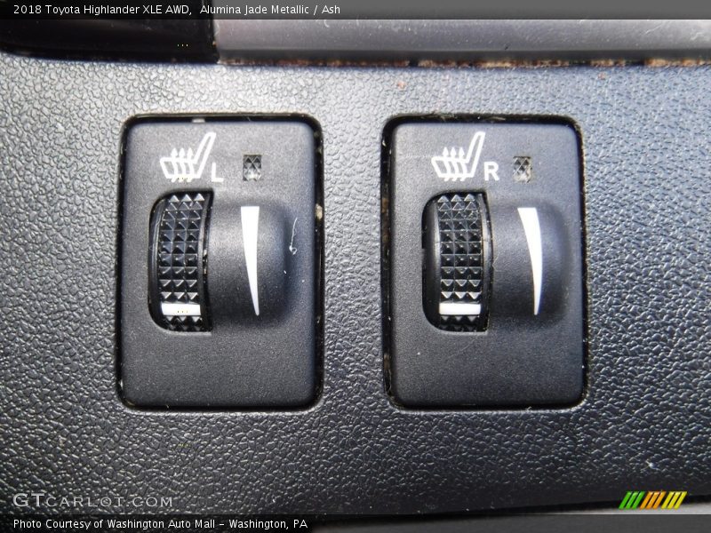 Alumina Jade Metallic / Ash 2018 Toyota Highlander XLE AWD