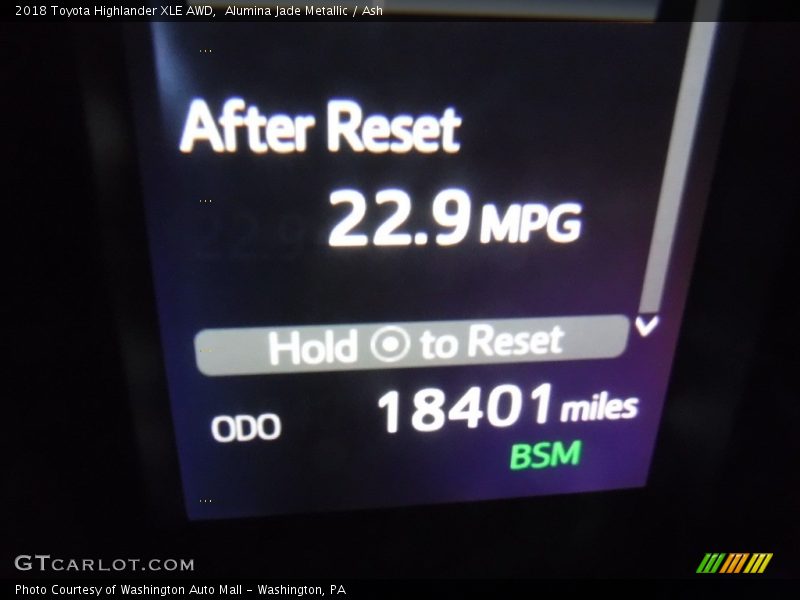 Alumina Jade Metallic / Ash 2018 Toyota Highlander XLE AWD