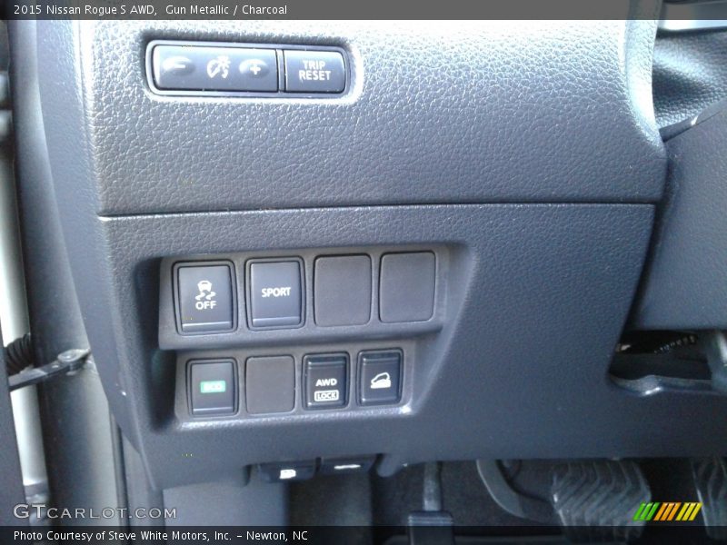 Gun Metallic / Charcoal 2015 Nissan Rogue S AWD