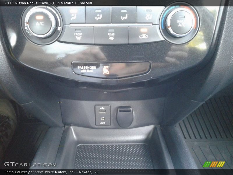 Gun Metallic / Charcoal 2015 Nissan Rogue S AWD