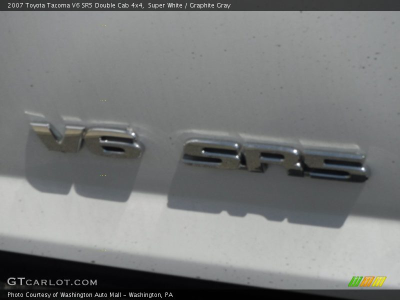 Super White / Graphite Gray 2007 Toyota Tacoma V6 SR5 Double Cab 4x4