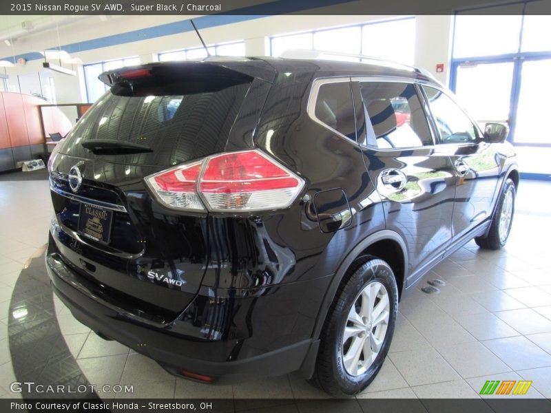 Super Black / Charcoal 2015 Nissan Rogue SV AWD