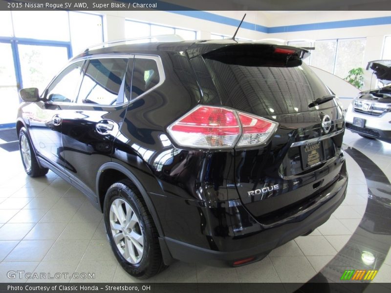 Super Black / Charcoal 2015 Nissan Rogue SV AWD