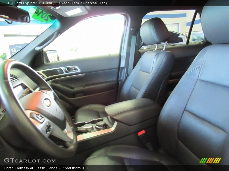 Tuxedo Black / Charcoal Black 2014 Ford Explorer XLT 4WD