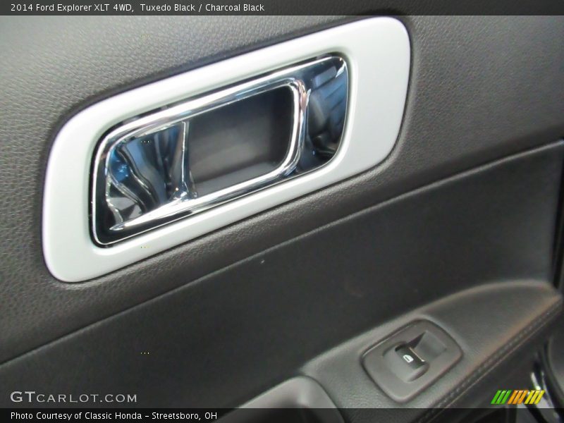 Tuxedo Black / Charcoal Black 2014 Ford Explorer XLT 4WD
