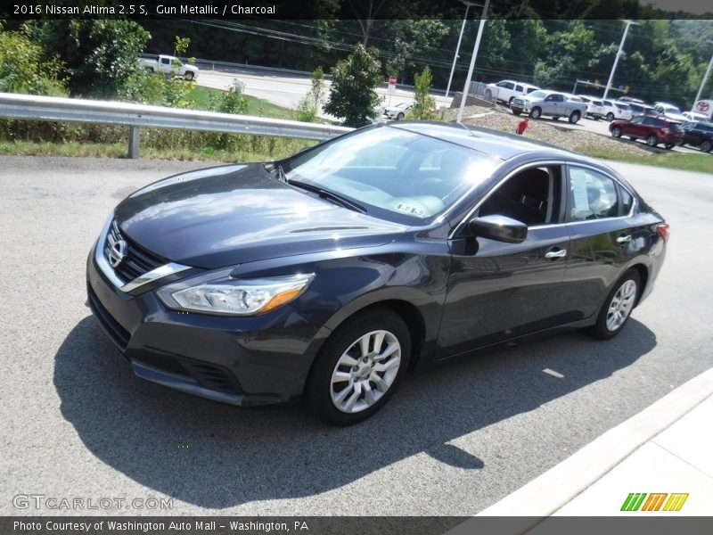 Gun Metallic / Charcoal 2016 Nissan Altima 2.5 S
