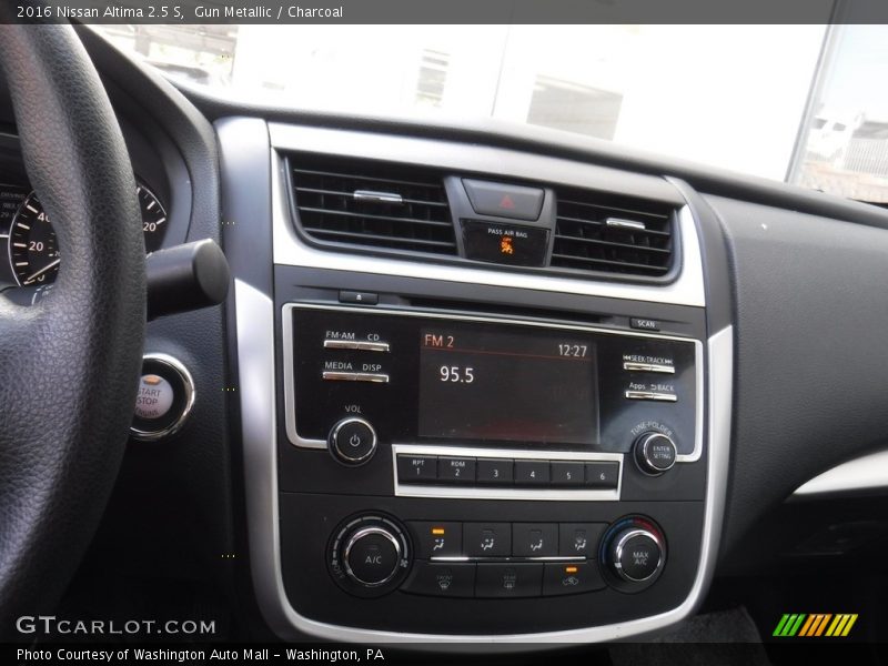 Gun Metallic / Charcoal 2016 Nissan Altima 2.5 S