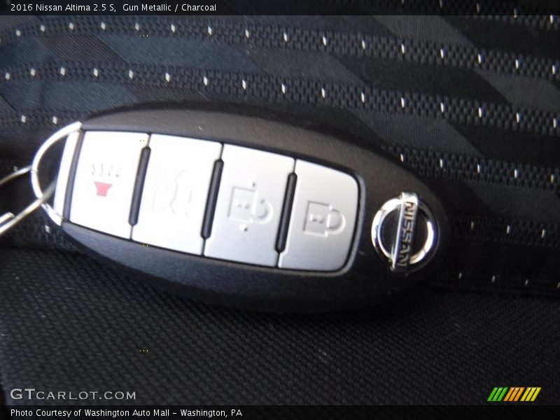 Gun Metallic / Charcoal 2016 Nissan Altima 2.5 S