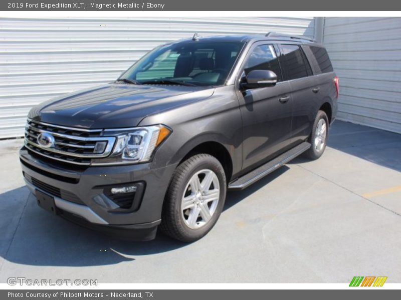 Magnetic Metallic / Ebony 2019 Ford Expedition XLT