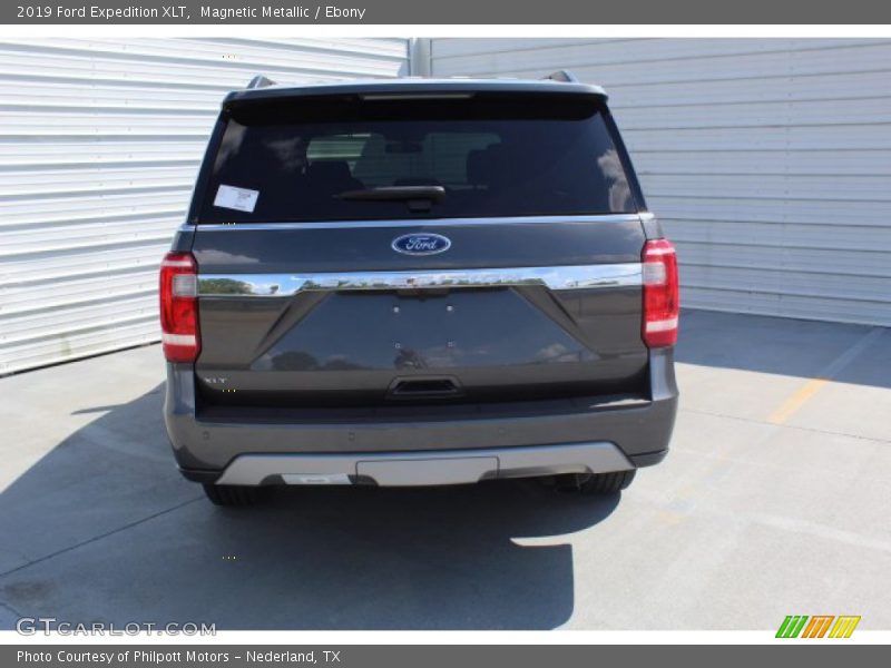 Magnetic Metallic / Ebony 2019 Ford Expedition XLT