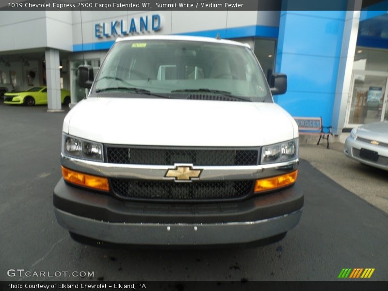 Summit White / Medium Pewter 2019 Chevrolet Express 2500 Cargo Extended WT